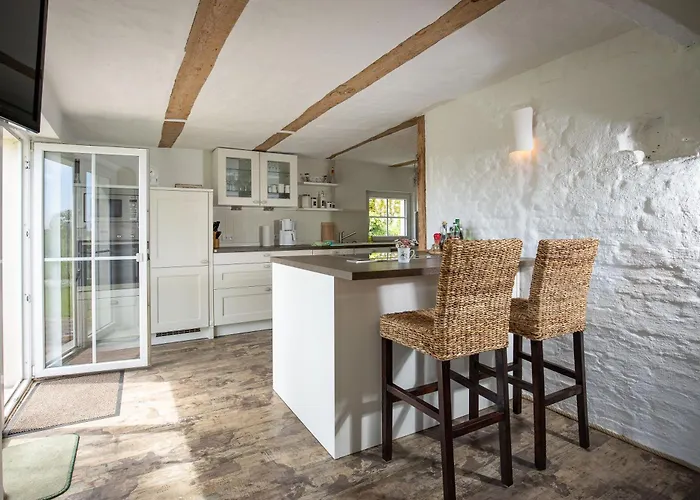 Bootsstelle * بيرغن أوف روغن