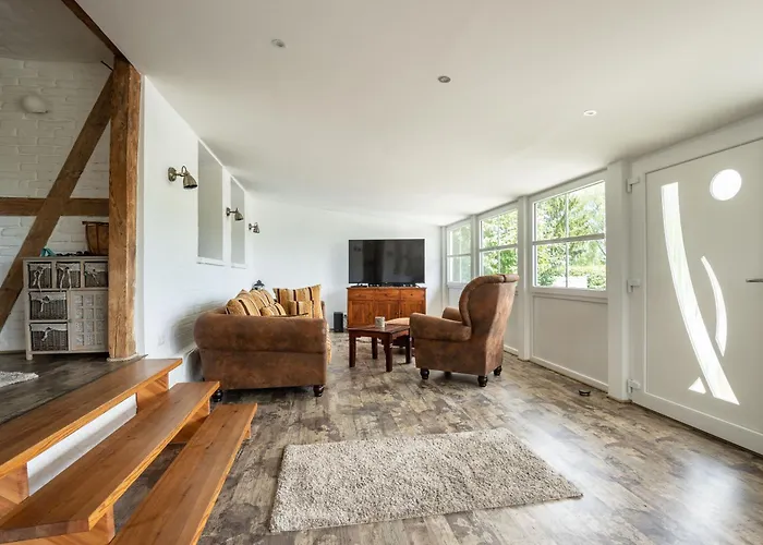 Bootsstelle بيت للعطل